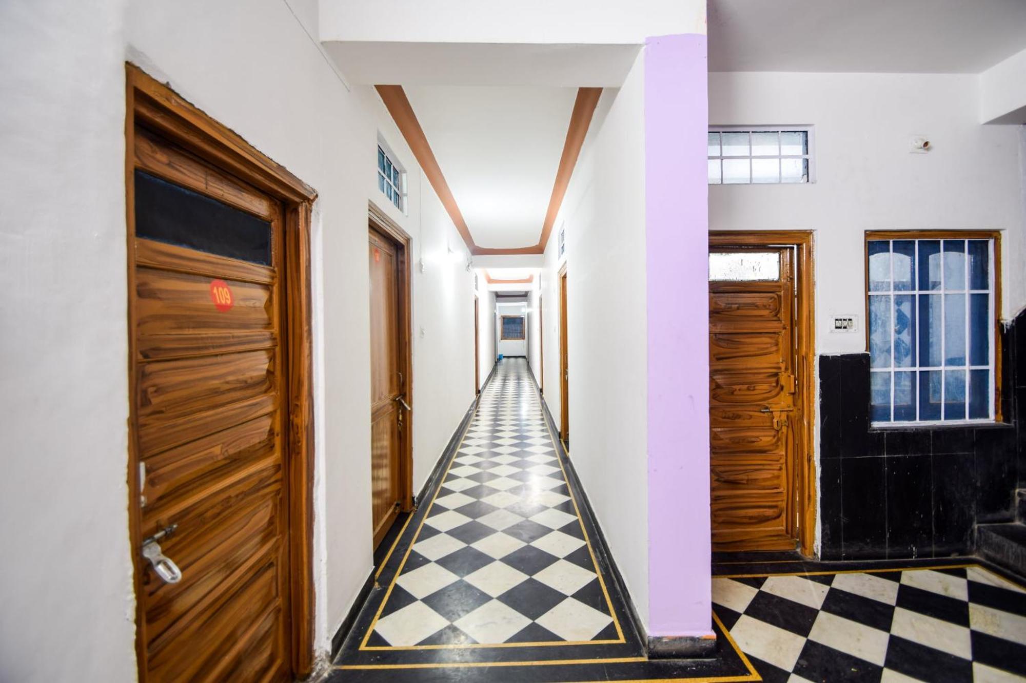 Hotel O Vip Udaipur Luaran gambar